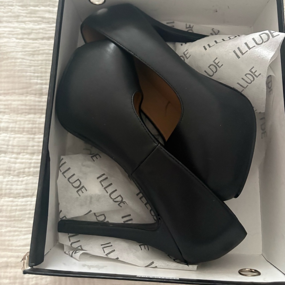 Black Women's Heels